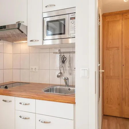 In Mit Naehe Zum Meeresstrand Daire Sellin (Rugen)